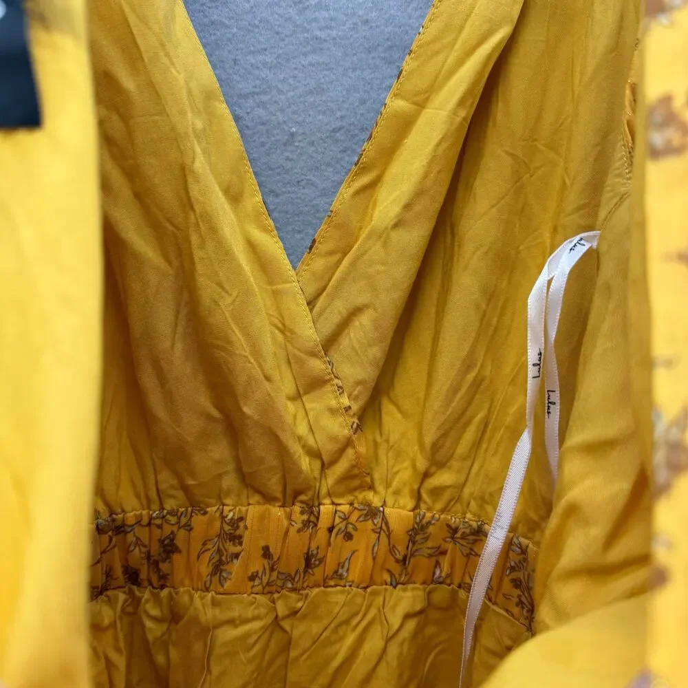 Lulus Halter Sundress Women's M Yellow Gold Metallic Mini Dress Adjustable NWT - Picture 4 of 10